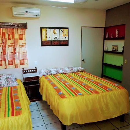 Apartamentos Osuna Mazatlán Buitenkant foto